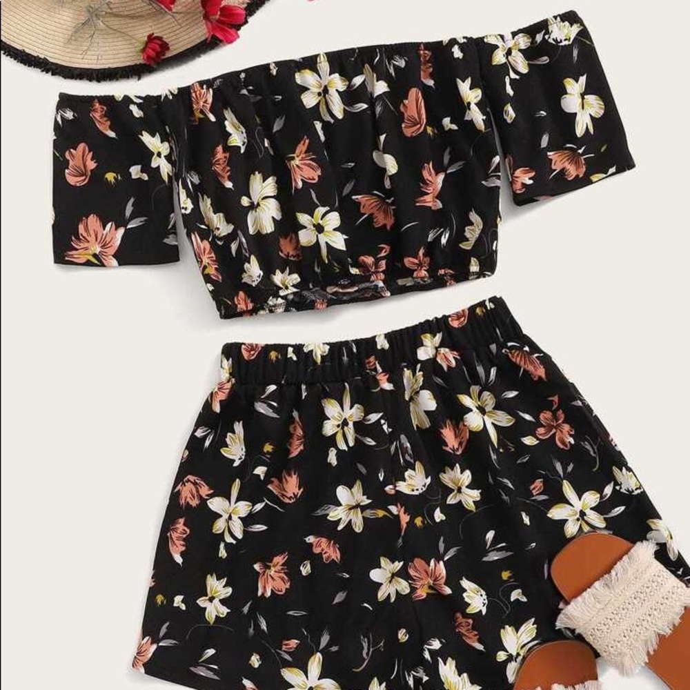 NWOT Shein floral set